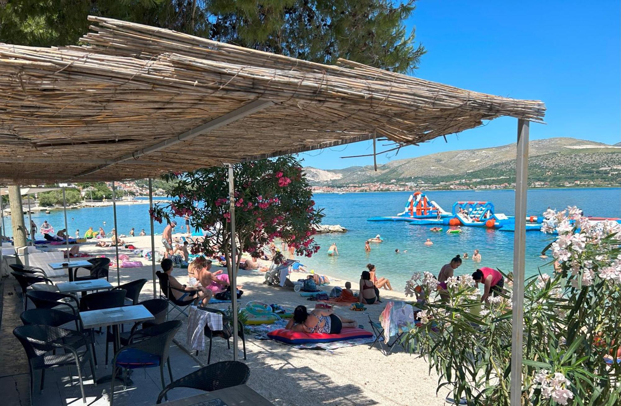 Apartments Antonella Trogir Eksteriør bilde