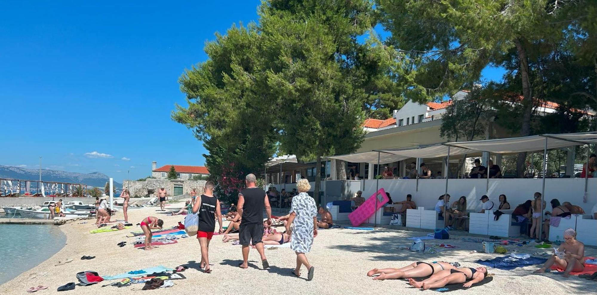 Apartments Antonella Trogir Eksteriør bilde